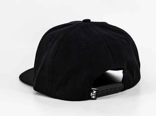 "She'll Be Right" Snapback Black